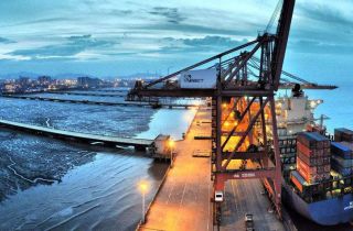 我市一季度外貿(mào)成績(jī)單出爐 萌恒國(guó)貿(mào)躋身寧波市出口企業(yè)二十強(qiáng)