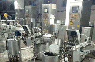 滌綸線廠染色平臺(tái)完成改造升級(jí)