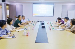 寧波經開區管委會副主任葉萬檔一行深入萌恒調研